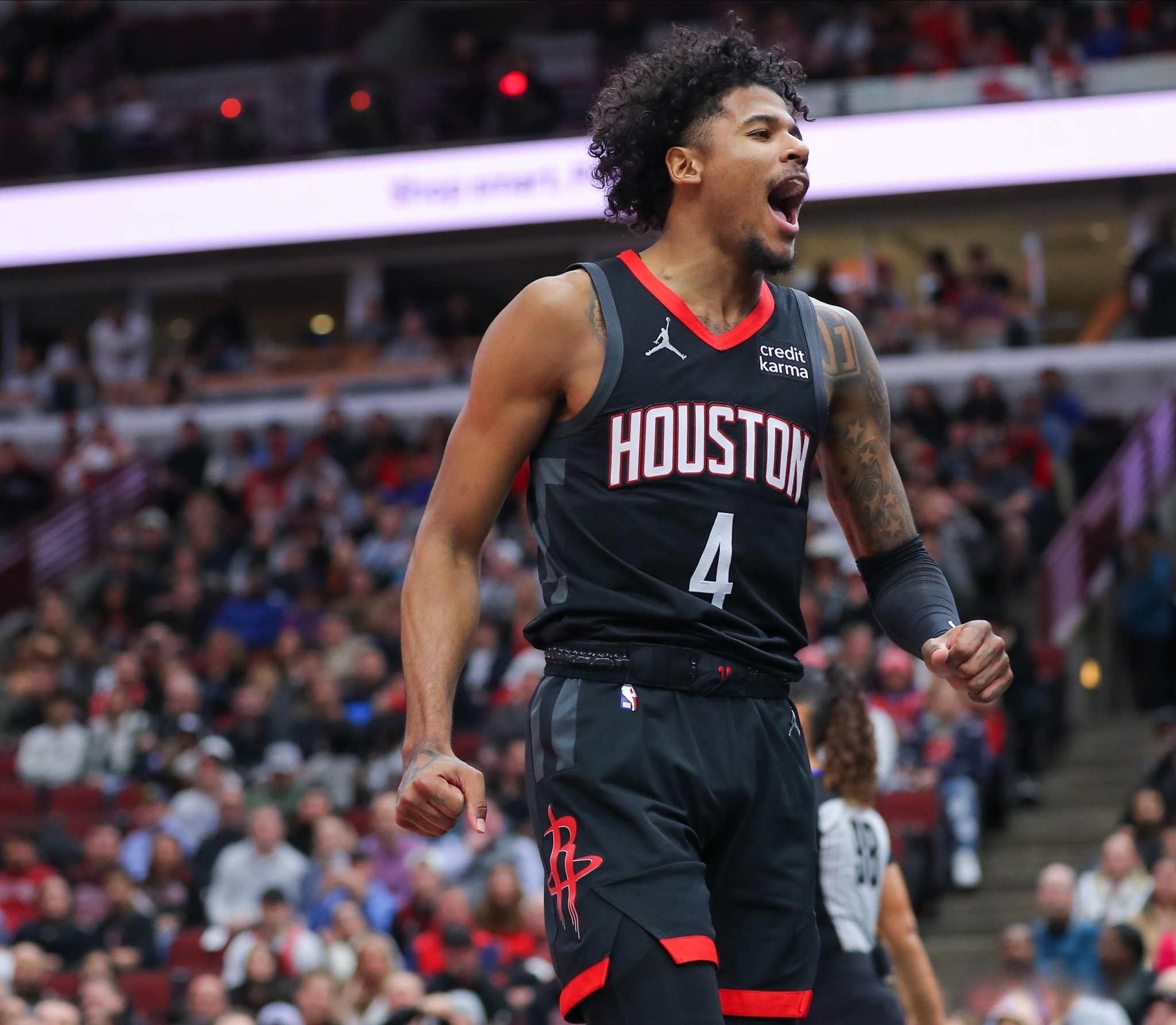 爱游戏官方网站赛地聚焦——NBA季后赛赛前热度飙升,休斯敦火箭遗憾出局,话题不断,更衣室氛围转暖(nba季后赛最新战况2024最新消息)