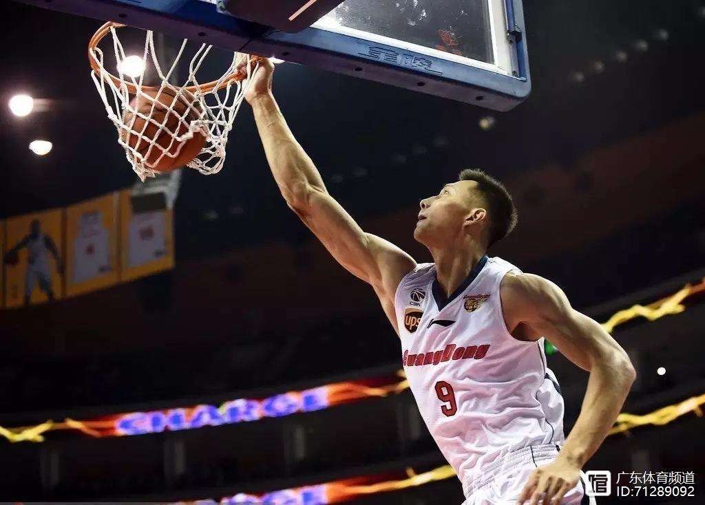 爱游戏棋牌深圳男篮赛前豪取连胜,志在欧冠名次提升,气氛紧张,医务组通报恢复的简单介绍